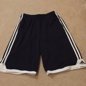 Basketball shorts